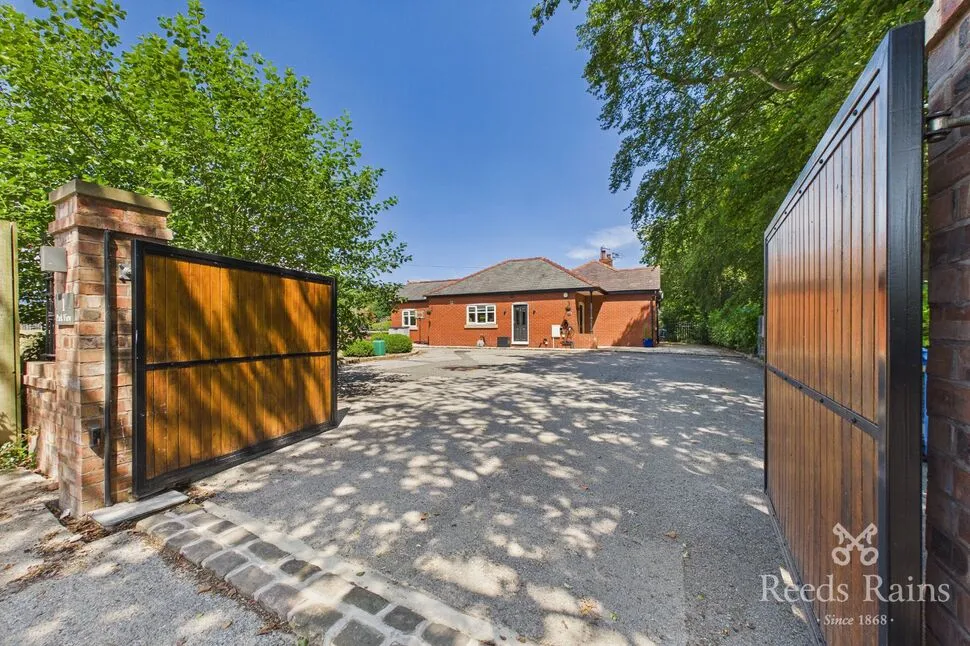 Chorley Road, WN1, photo 25