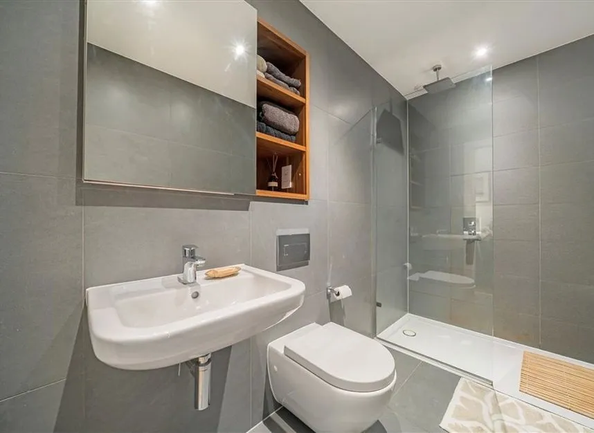 Tizzard Grove, Kidbrooke, SE3, photo 7