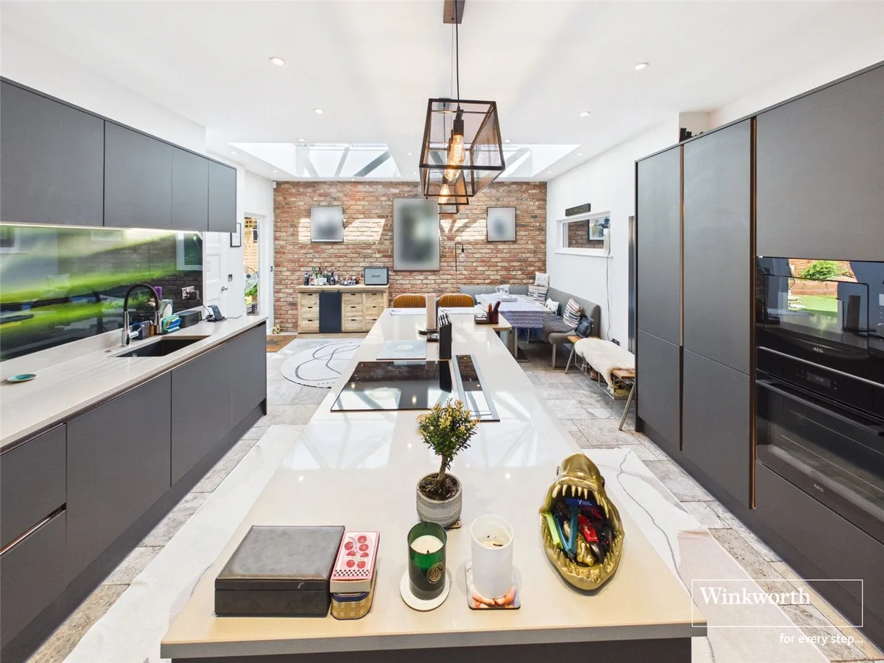4 bed house for sale — The Avenue, Mortimer Common, Reading, Berkshire, RG7