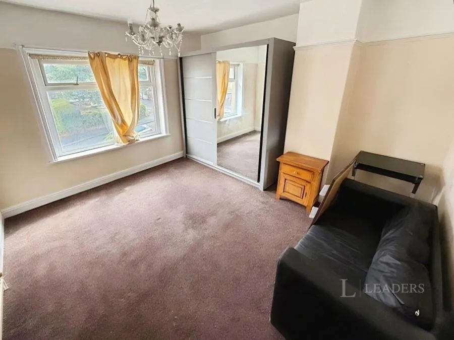 Briarwood Drive, Bradford, BD6, photo 9