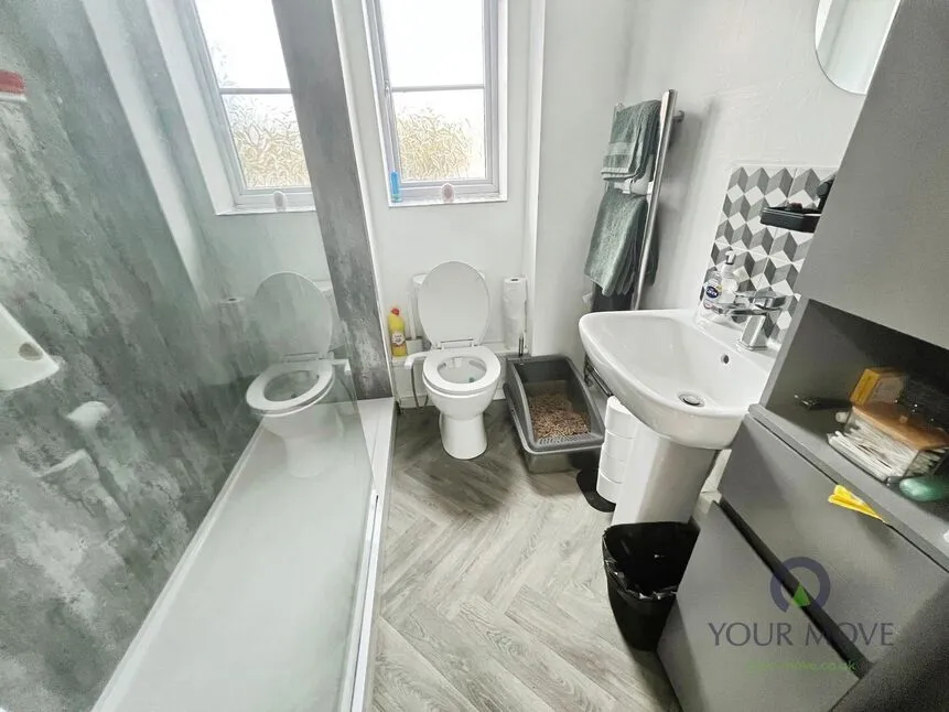 Luanne Close, Cradley Heath, B64, photo 6