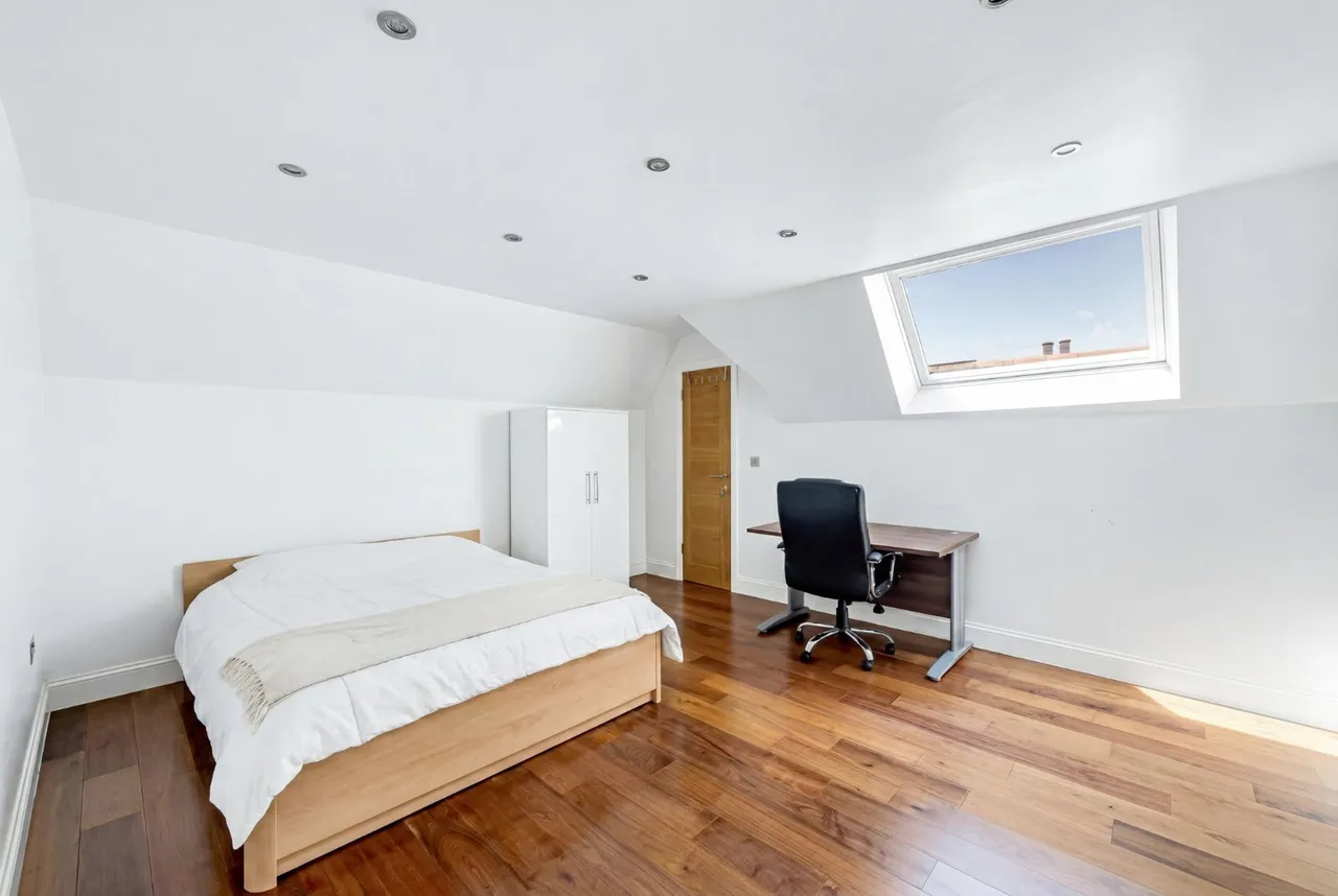 Hamilton Road, London, W5, photo 14
