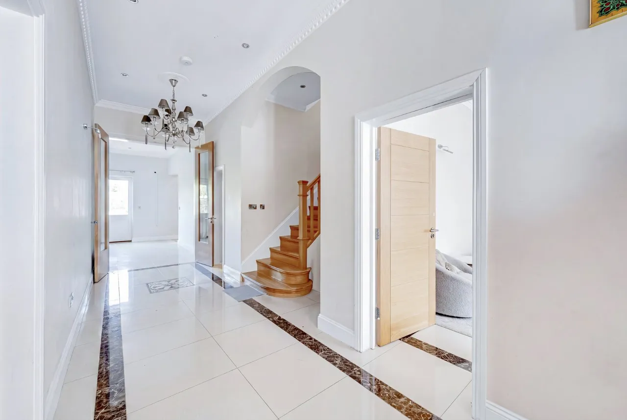 Hamilton Road, London, W5, photo 24