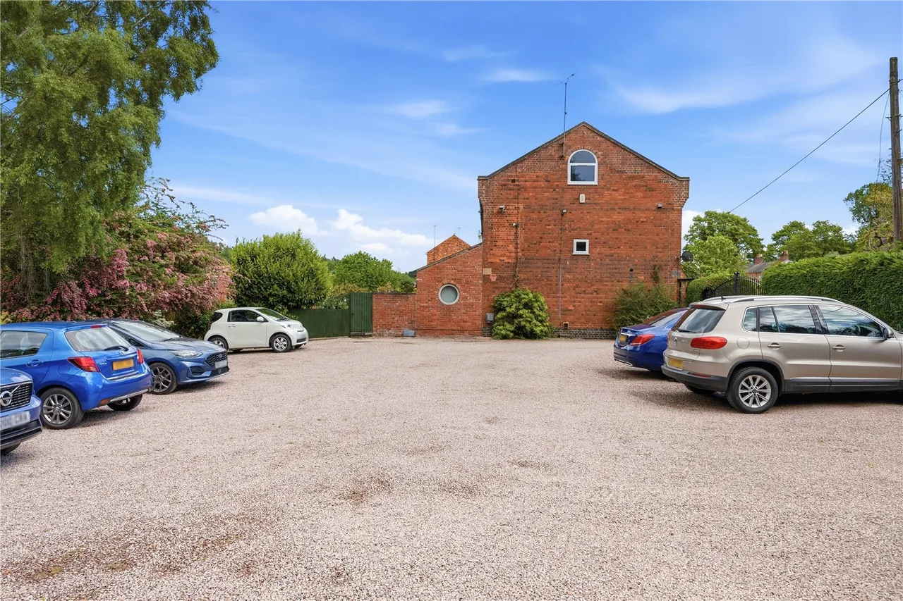 Hurcott Village, Kidderminster, Worcestershire, DY10 3PG, photo 31
