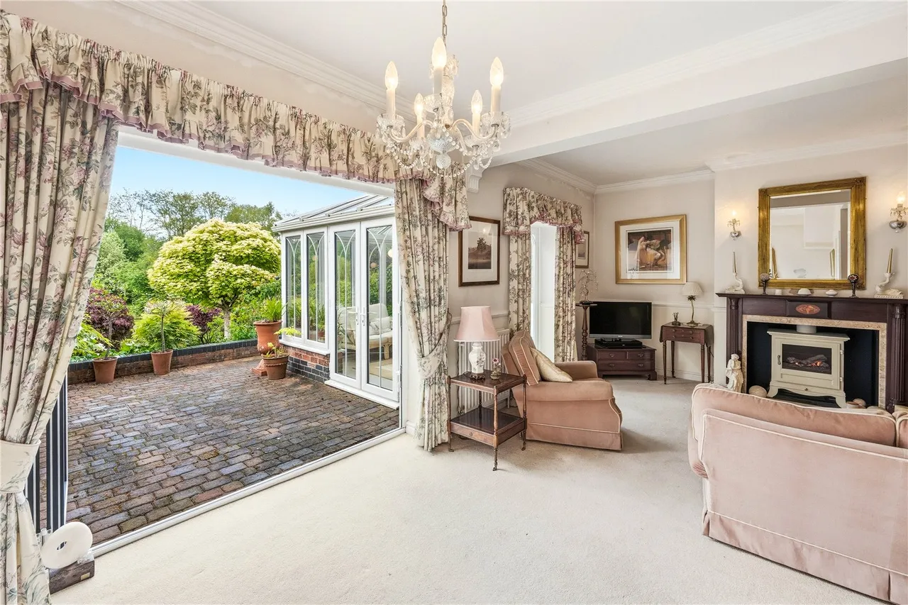 Hurcott Village, Kidderminster, Worcestershire, DY10 3PG, photo 4