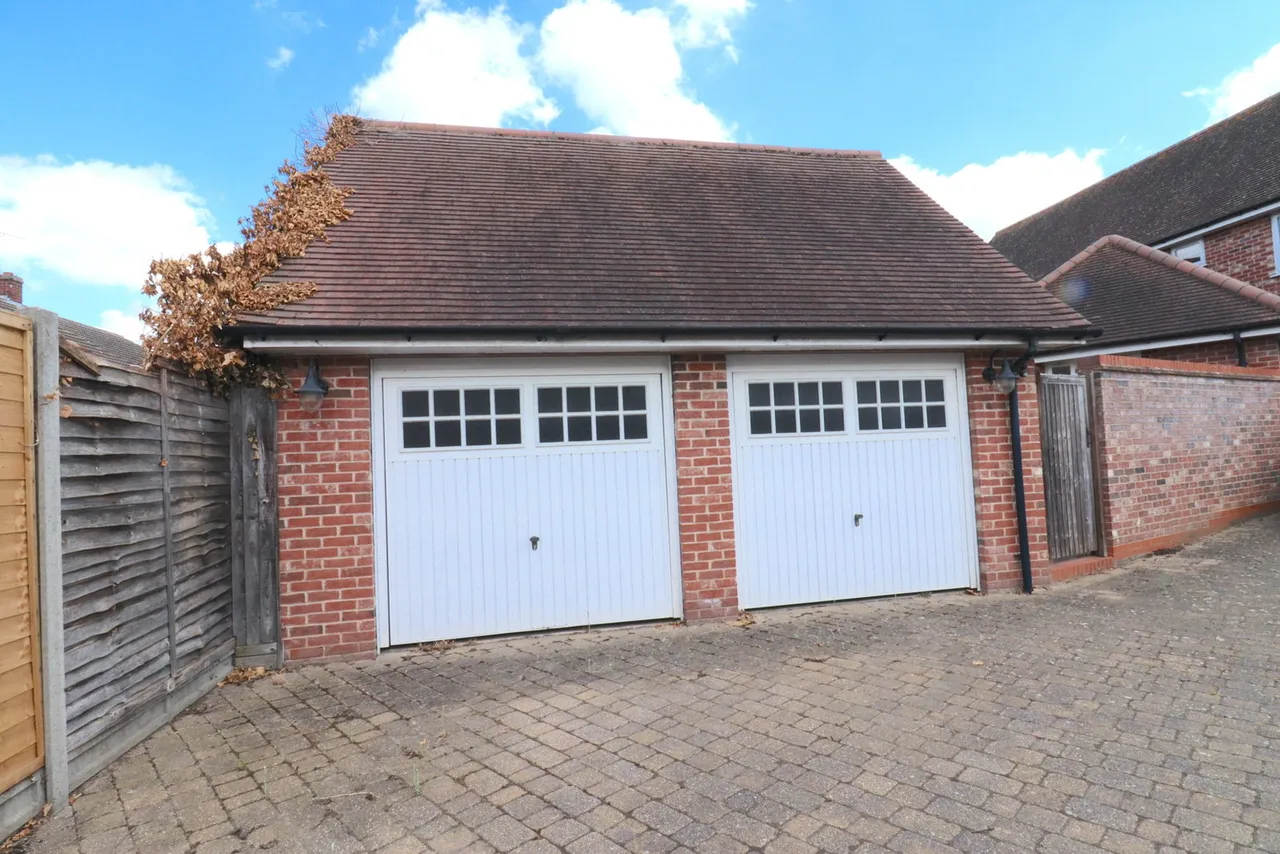 Longmead Avenue, Chelmsford, CM2 7EY, photo 3