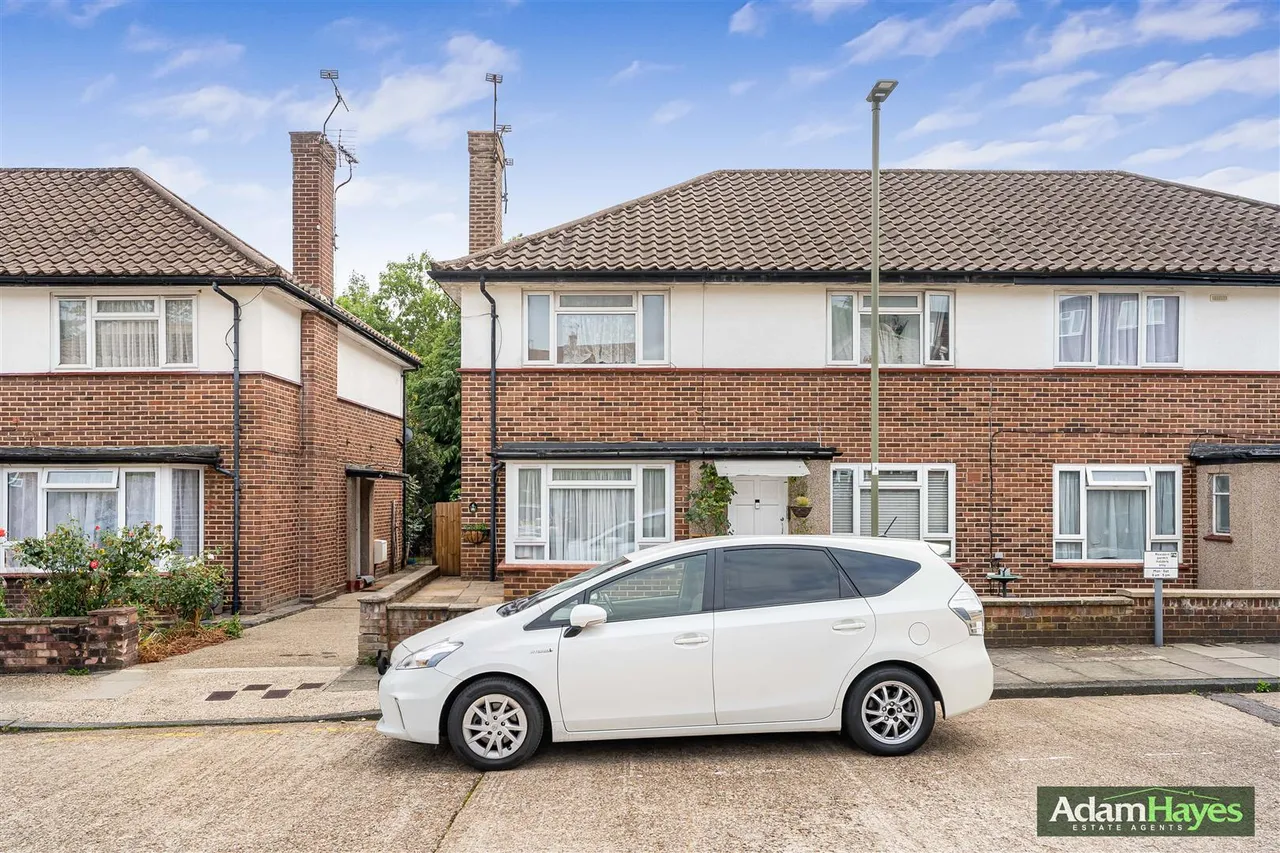 Northwood Gardens, North Finchley, N12, photo 17