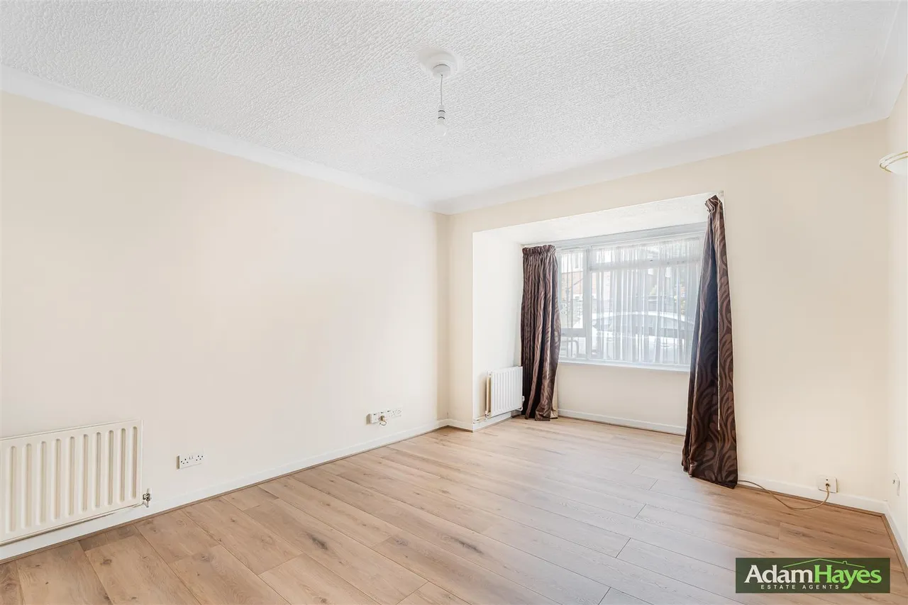 Northwood Gardens, North Finchley, N12, photo 13