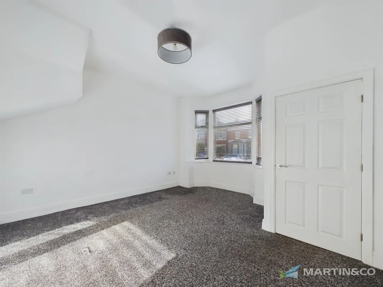 Empress Drive, Blackpool, photo 3