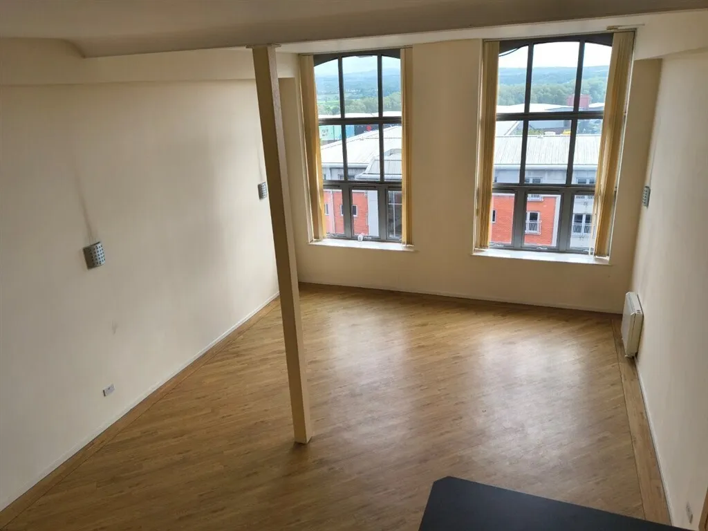 New Hall Lane, Preston, PR1, photo 7