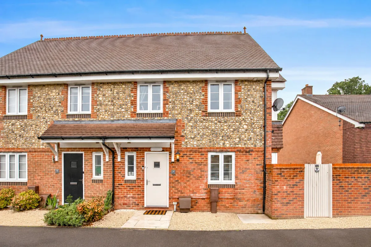 2 bed house for sale, Rowlands Castle, PO9