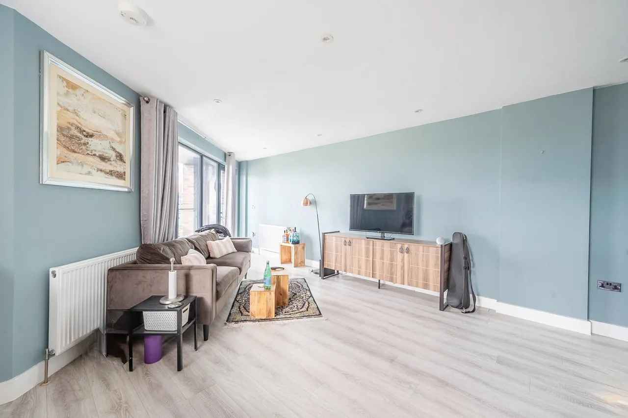 Flat 27, La Reve, Harrow, photo 6