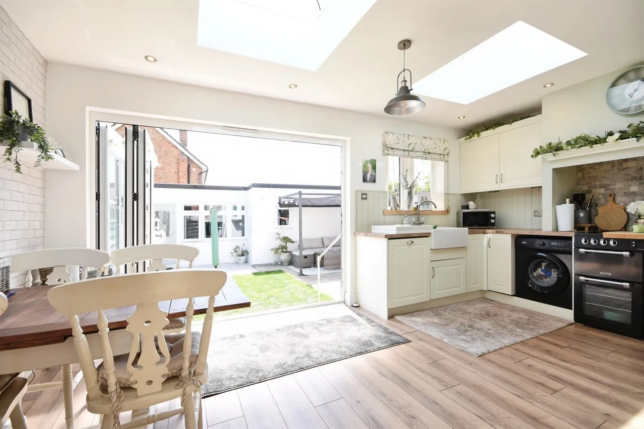 Heath Road, Ramsden Heath, Billericay, photo 8
