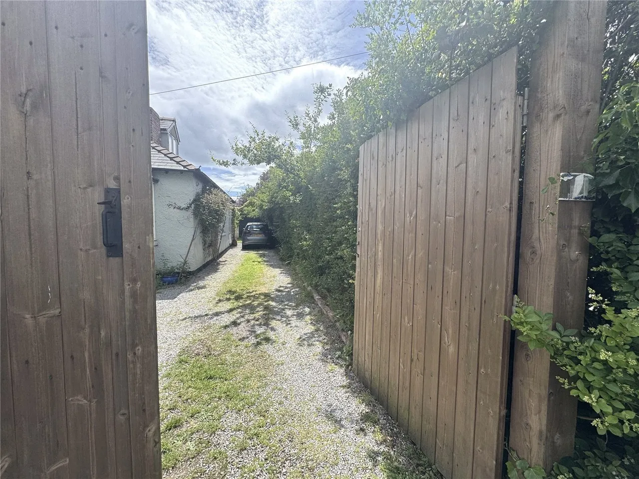 Saughall Road, Blacon, CH1, photo 9