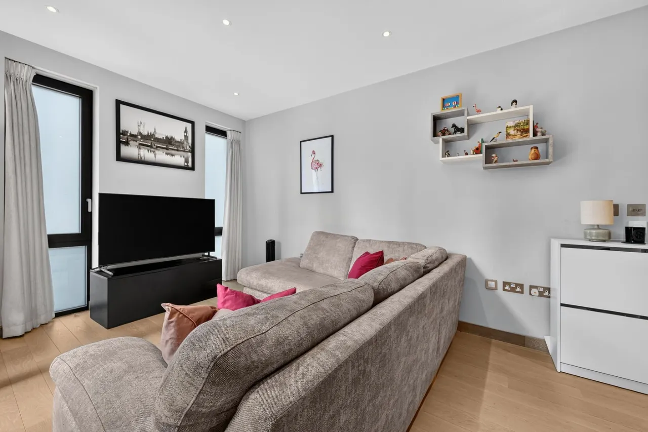 Ryeland Boulevard, London, SW18, photo 9