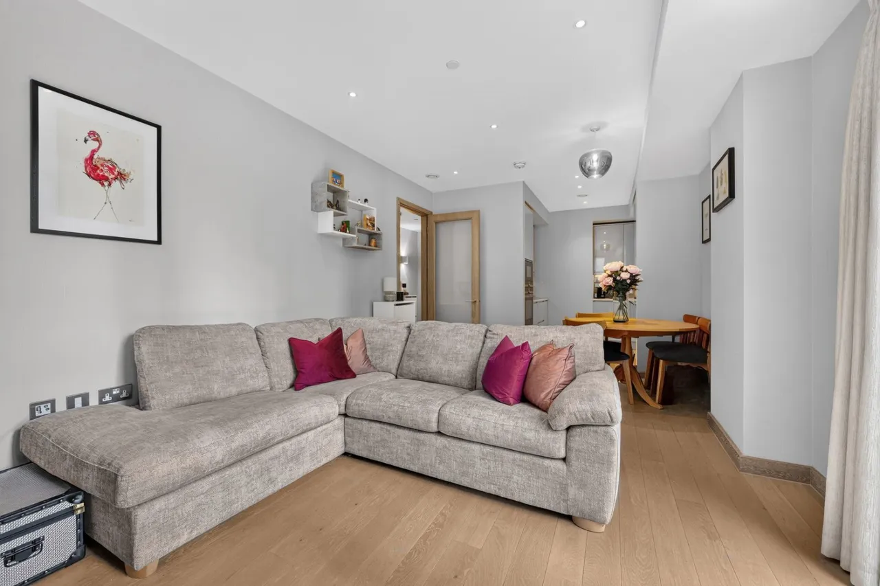 Ryeland Boulevard, London, SW18, photo 10