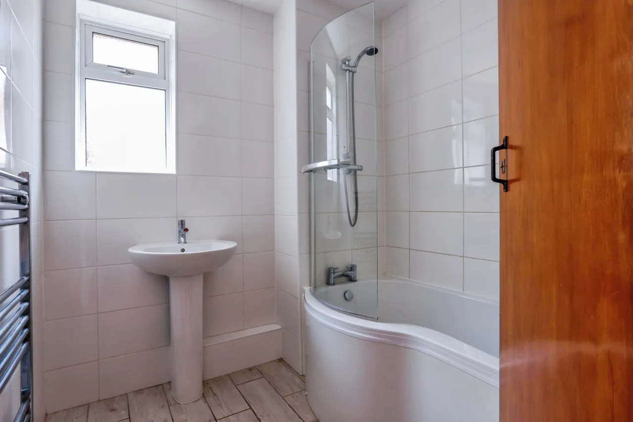 Talbot Drive, Talbot Heath, BH12, photo 16