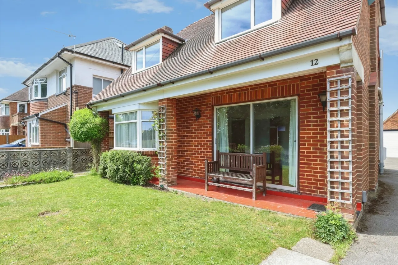 Talbot Drive, Talbot Heath, BH12, photo 20