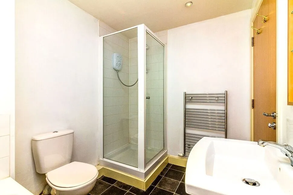 College Street, Rotherham, S65, photo 7