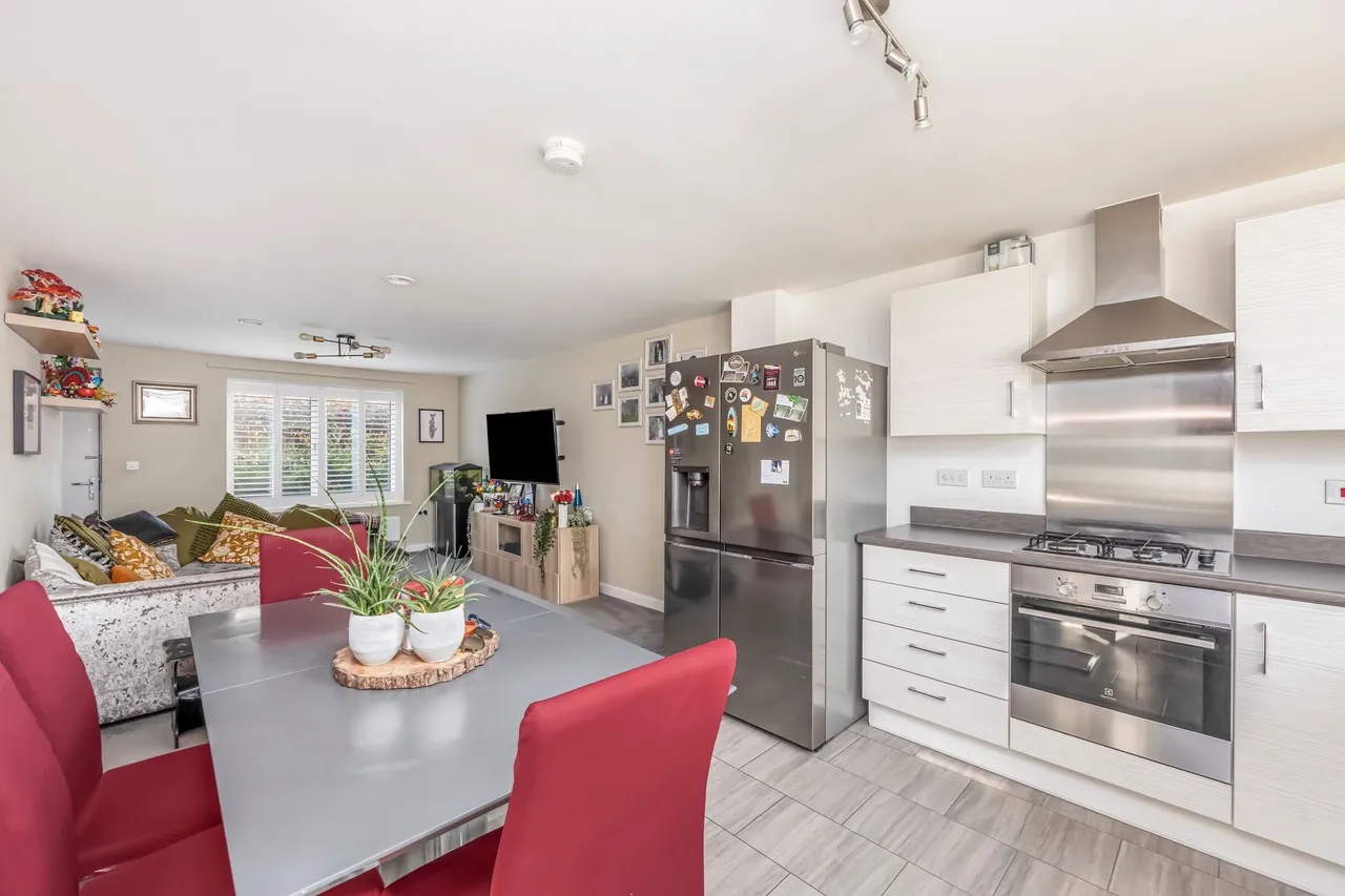 Roddick Walk, Haywards Heath, RH16, photo 9