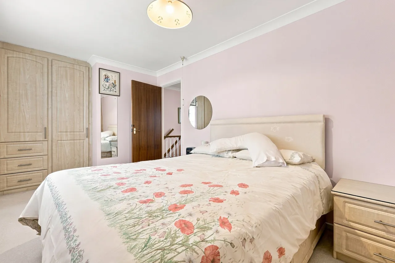 Fairways, Waltham Abbey, EN9, photo 23