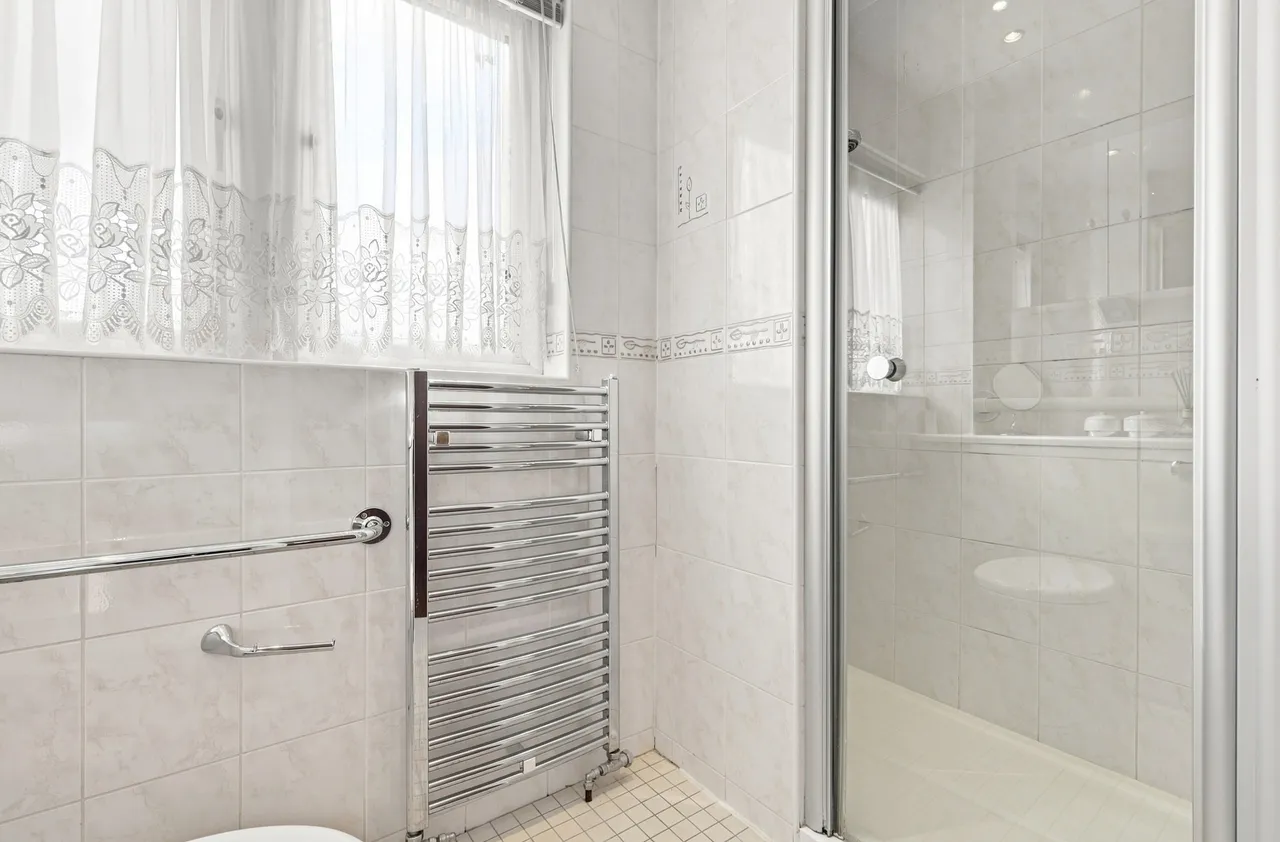 Fairways, Waltham Abbey, EN9, photo 25