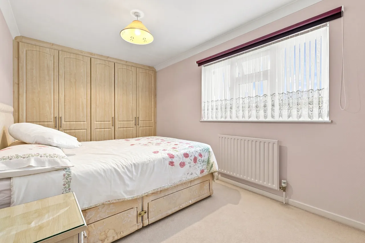 Fairways, Waltham Abbey, EN9, photo 24