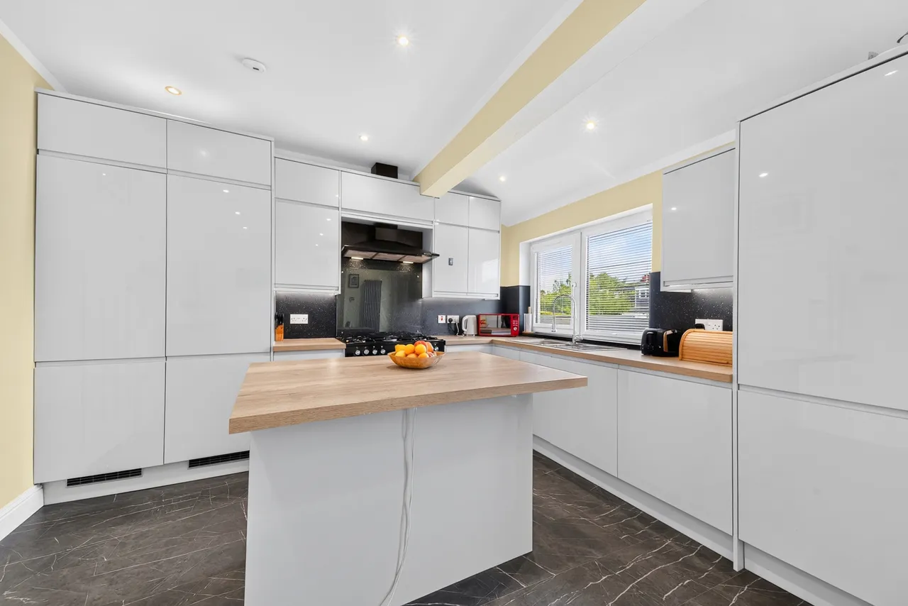 Fenwick Road, Giffnock, Lanarkshire, G46, photo 8