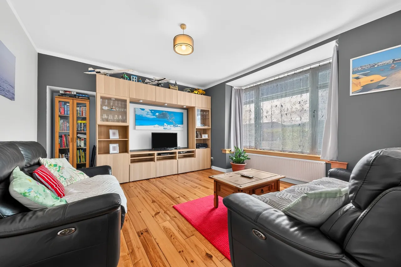Fenwick Road, Giffnock, Lanarkshire, G46, photo 3