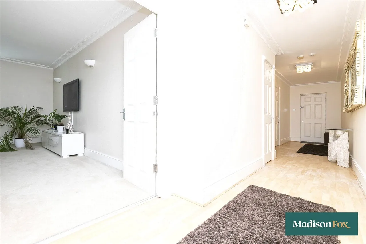 The Boulevard, Woodford Green, IG8, photo 6