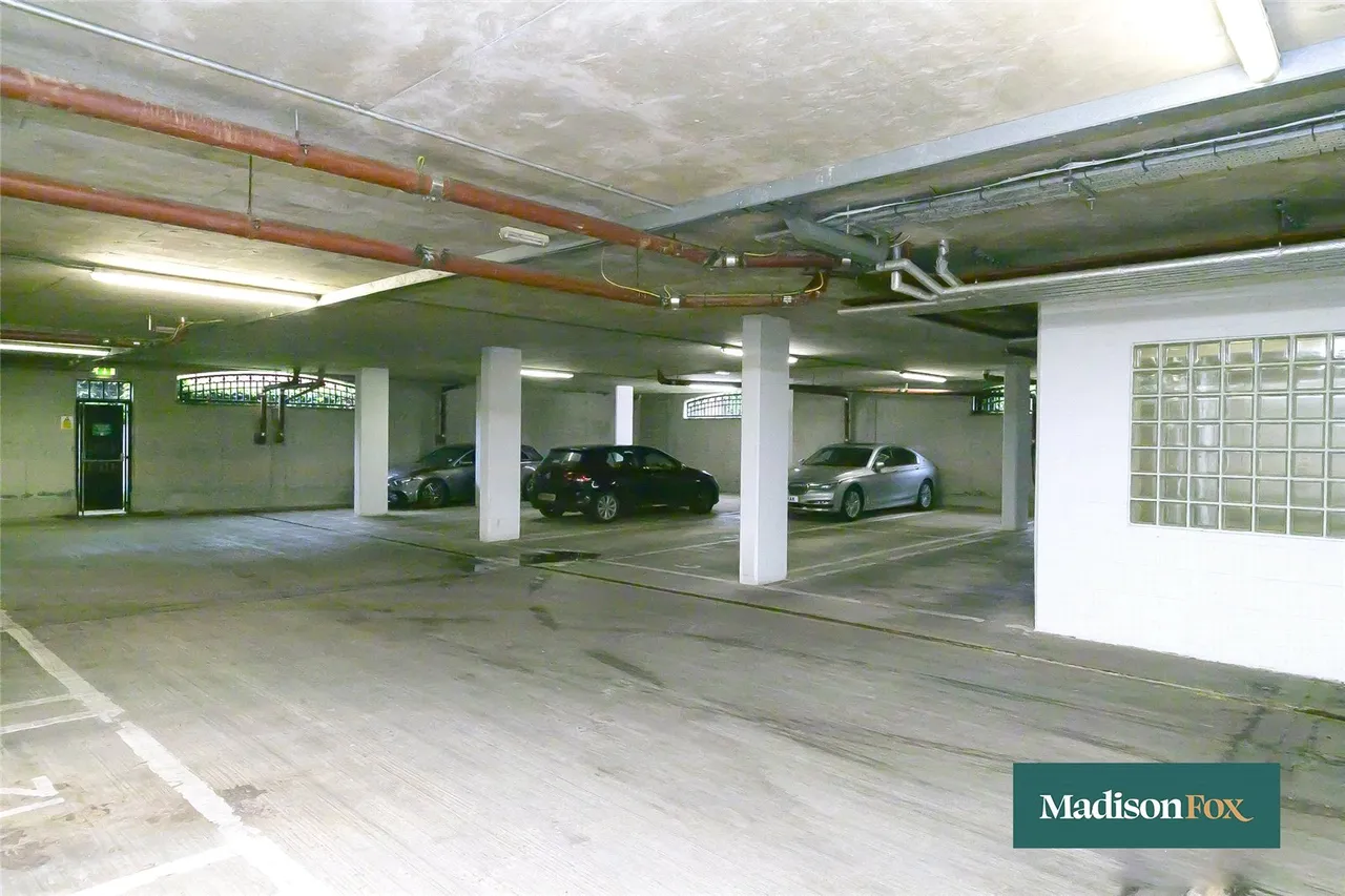 The Boulevard, Woodford Green, IG8, photo 12