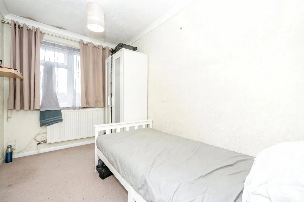 Brennan Road, Tilbury, Essex, RM18, photo 14