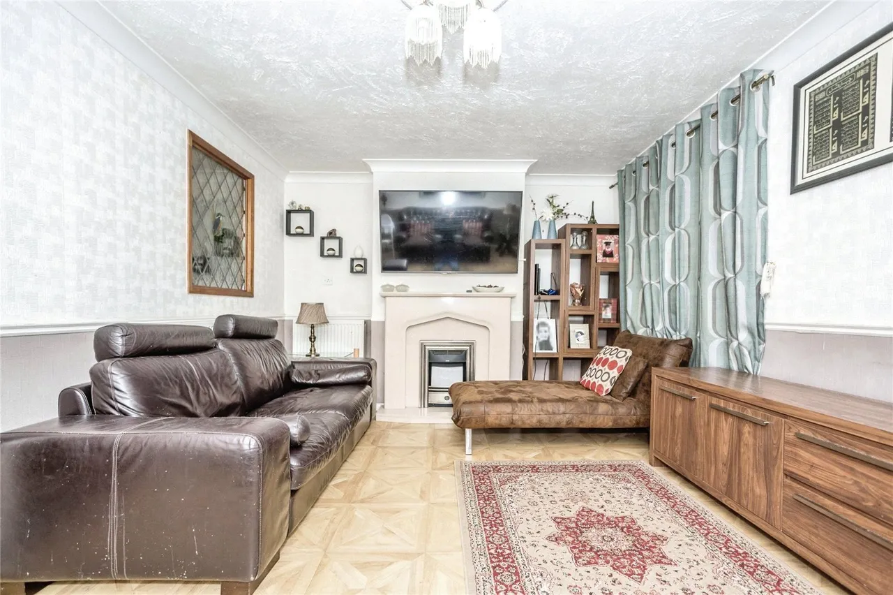 Brennan Road, Tilbury, Essex, RM18, photo 9