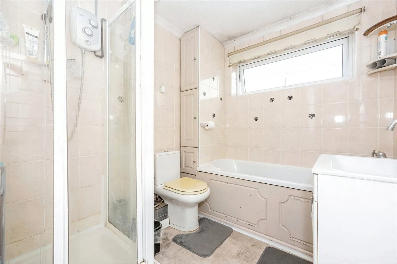 Brennan Road, Tilbury, Essex, RM18, photo 11