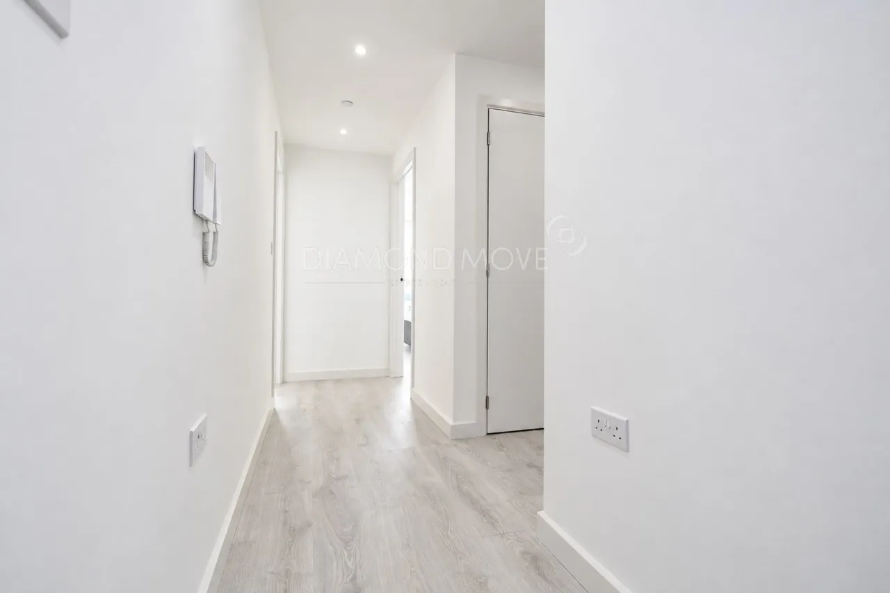 Smithy Lane, Hounslow, TW3 1EY, photo 3
