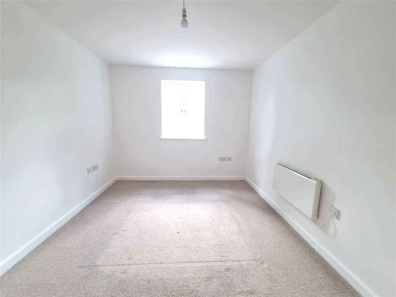 Peppermint Road, Hitchin, Hertfordshire, SG5, photo 5
