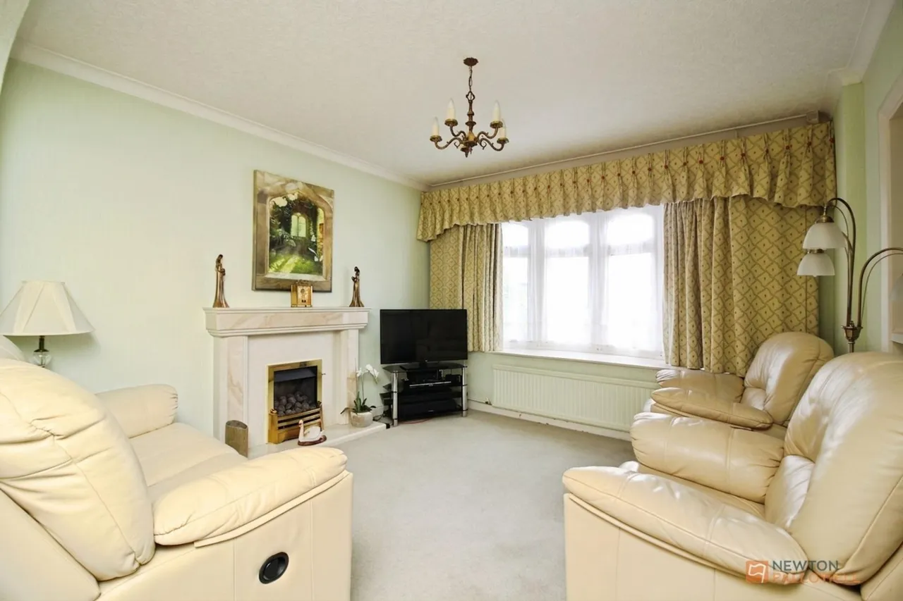 Lubbesthorpe Road, Leicester, LE3, photo 3