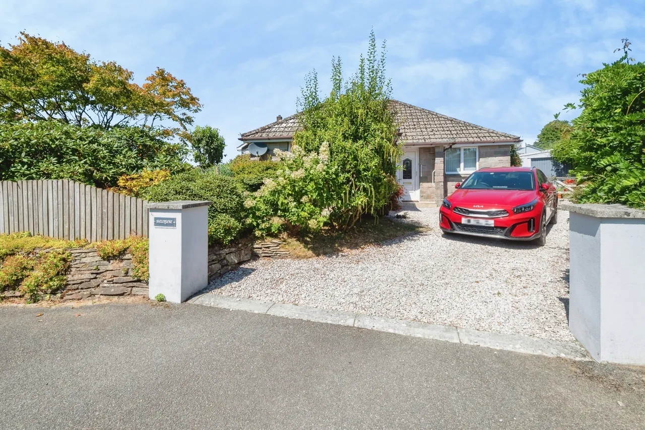 3 bed house for sale, Tremadart Road, Duloe, PL14