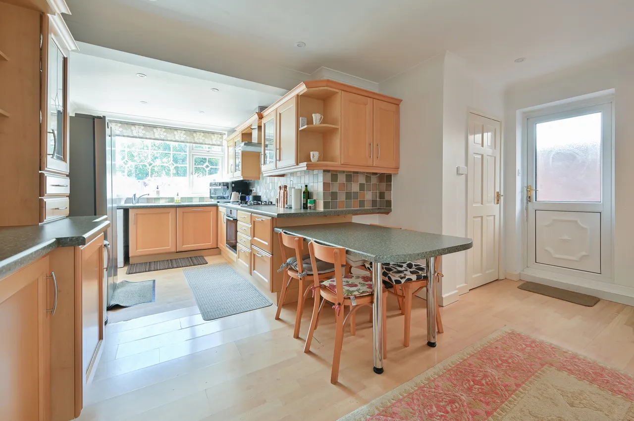 Northolt, UB5, photo 6