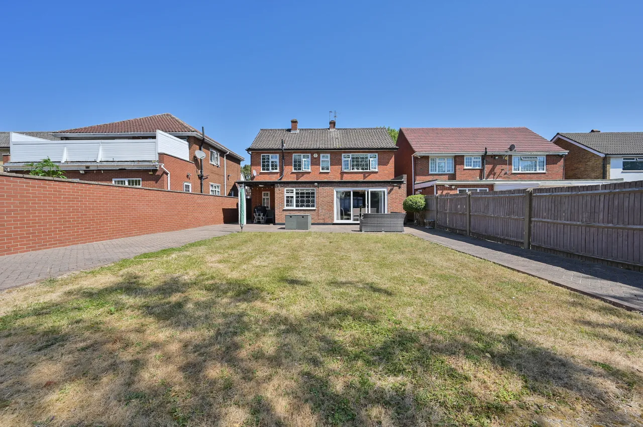 Northolt, UB5, photo 15