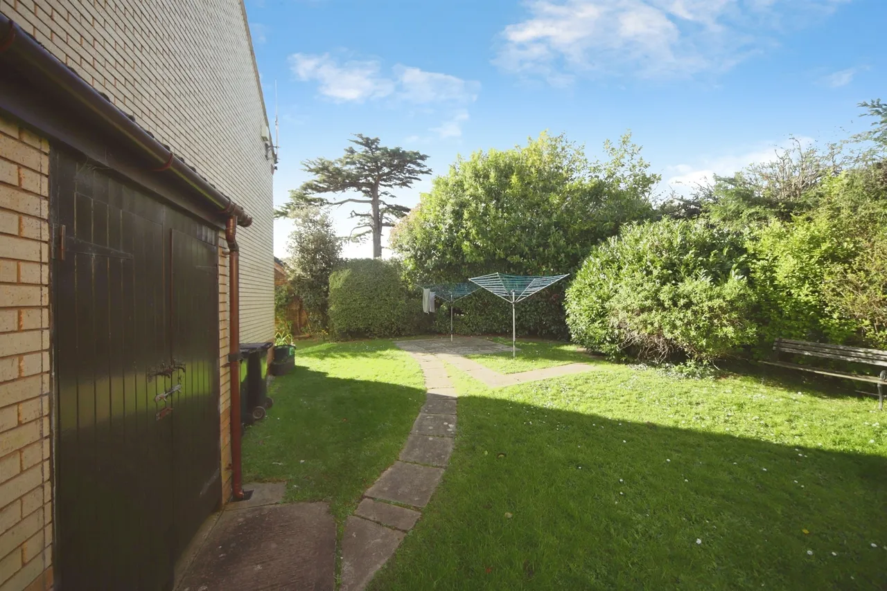 Northfield Gardens, Taunton, TA1, photo 11