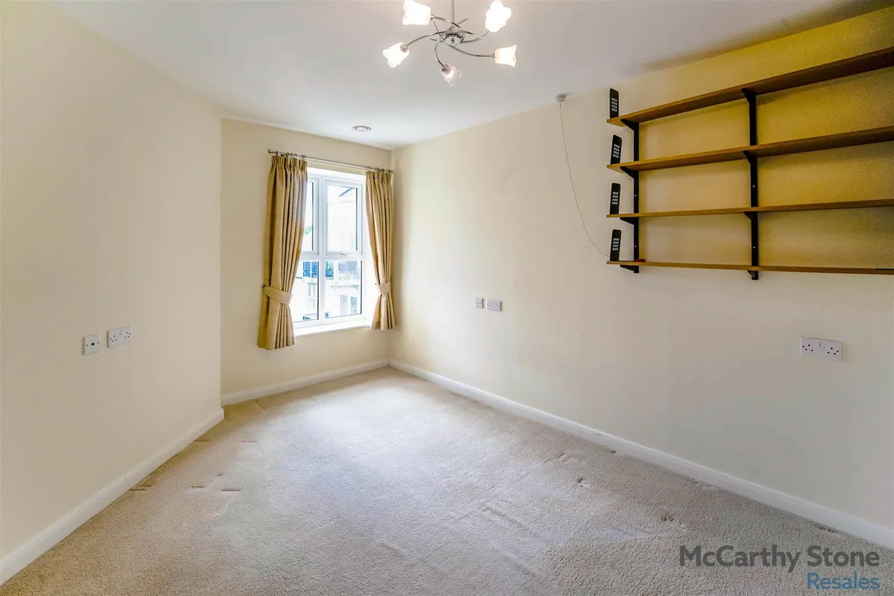 Squirrel Way, Shadwell, LS17, photo 10