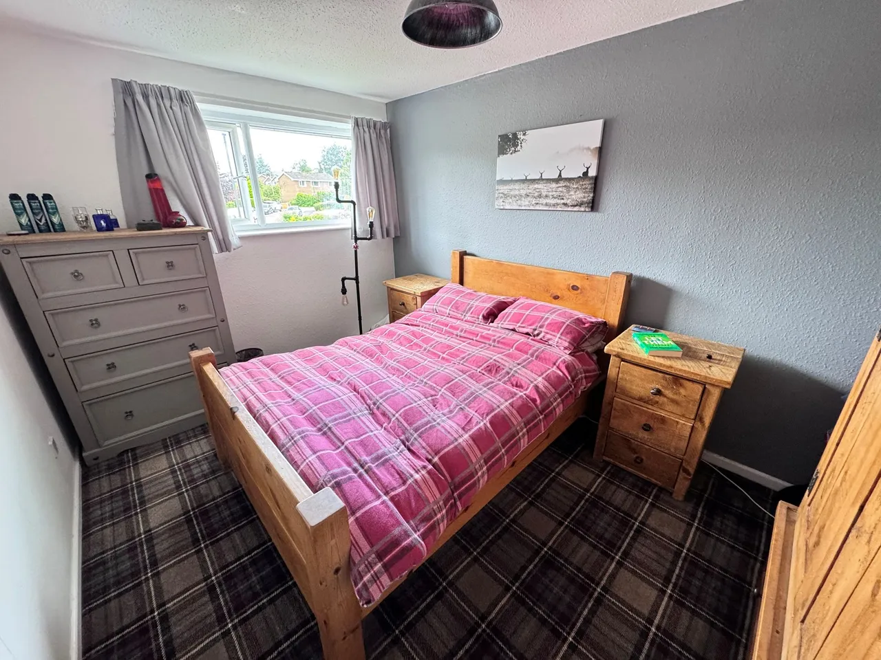 Grange Park Avenue, High Peak, photo 17