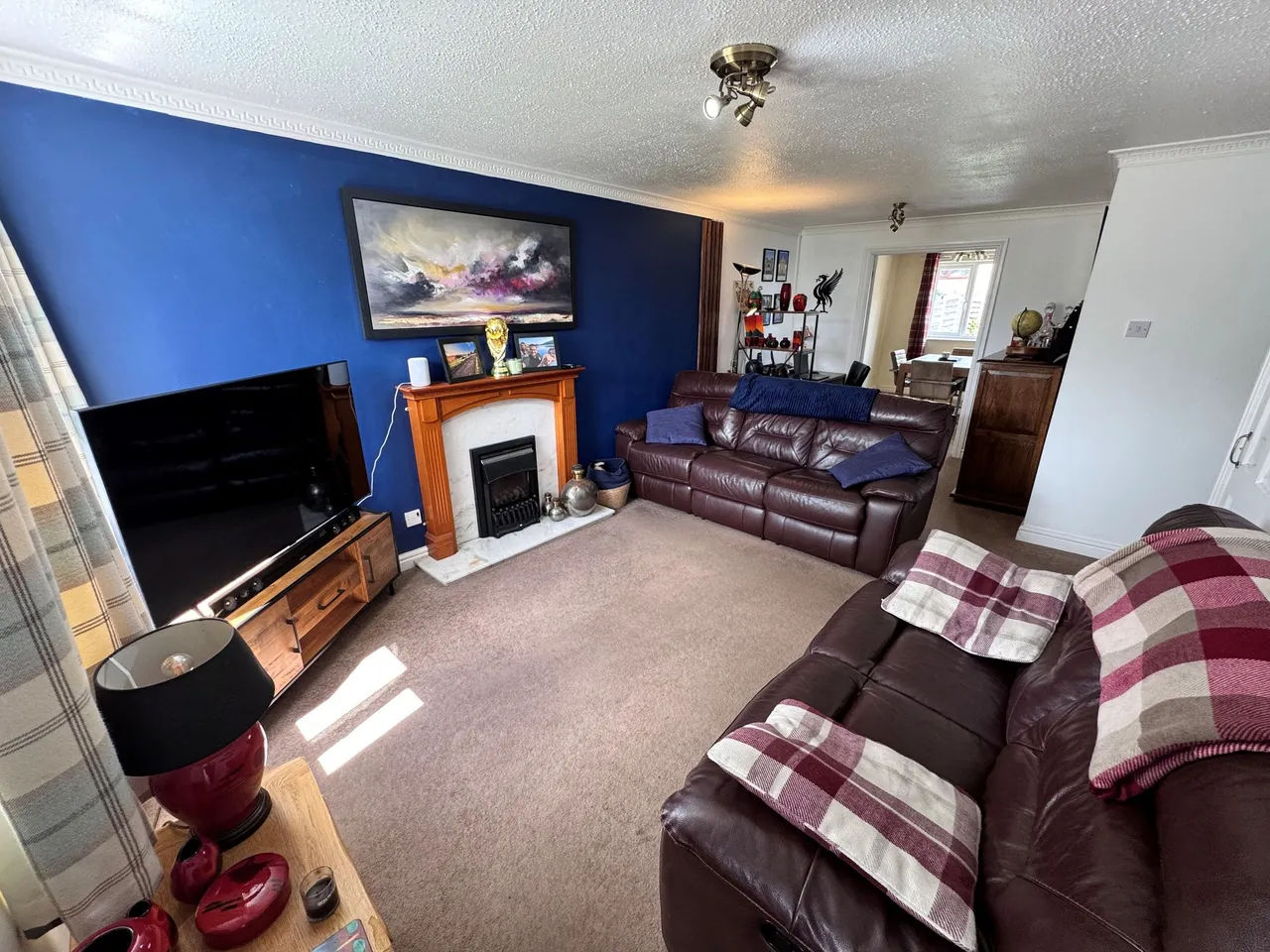 Grange Park Avenue, High Peak, photo 6