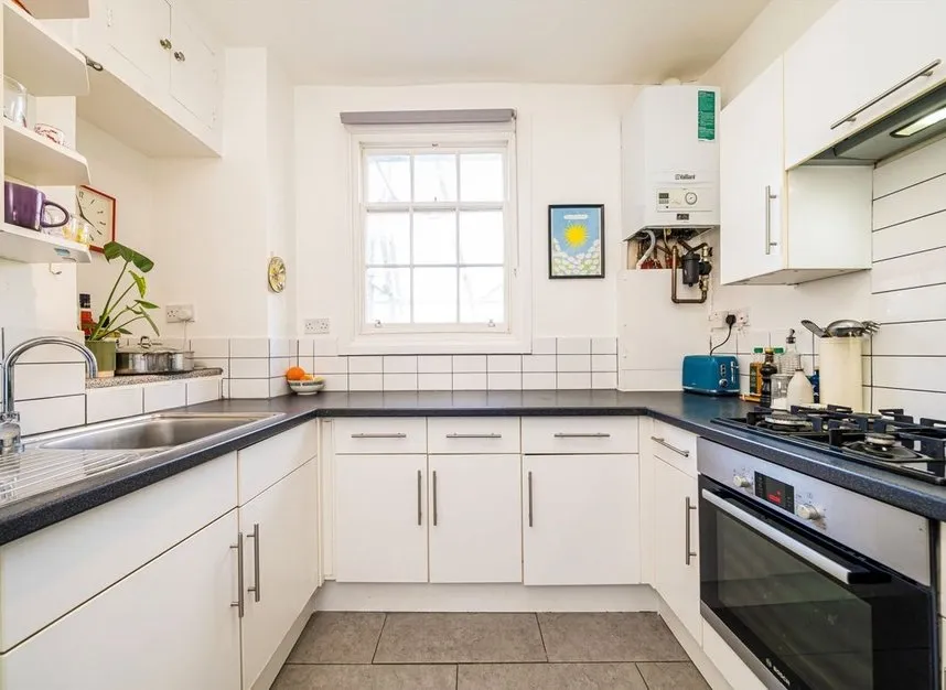 Clifton Crescent, Peckham, SE15, photo 3