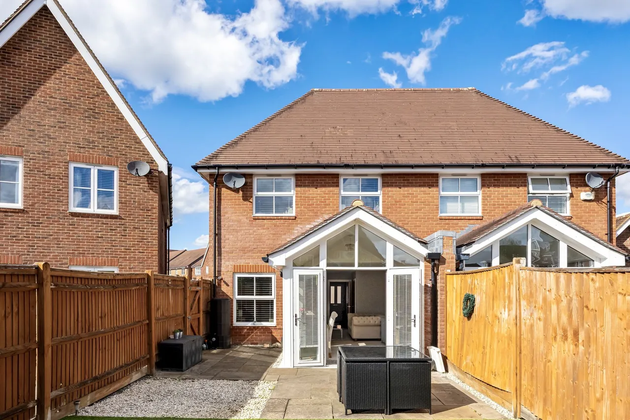 Highwood Crescent, Horsham, RH12, photo 20