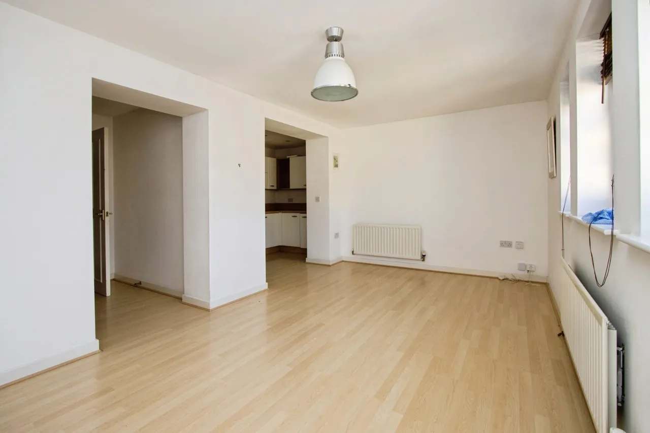 Tuke Grove, Wakefield, WF1, photo 11