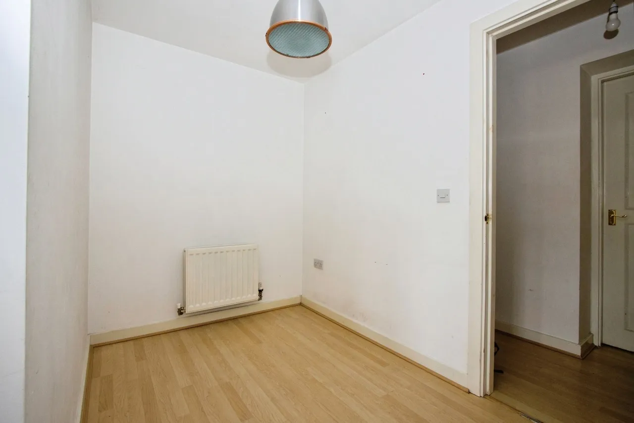 Tuke Grove, Wakefield, WF1, photo 8