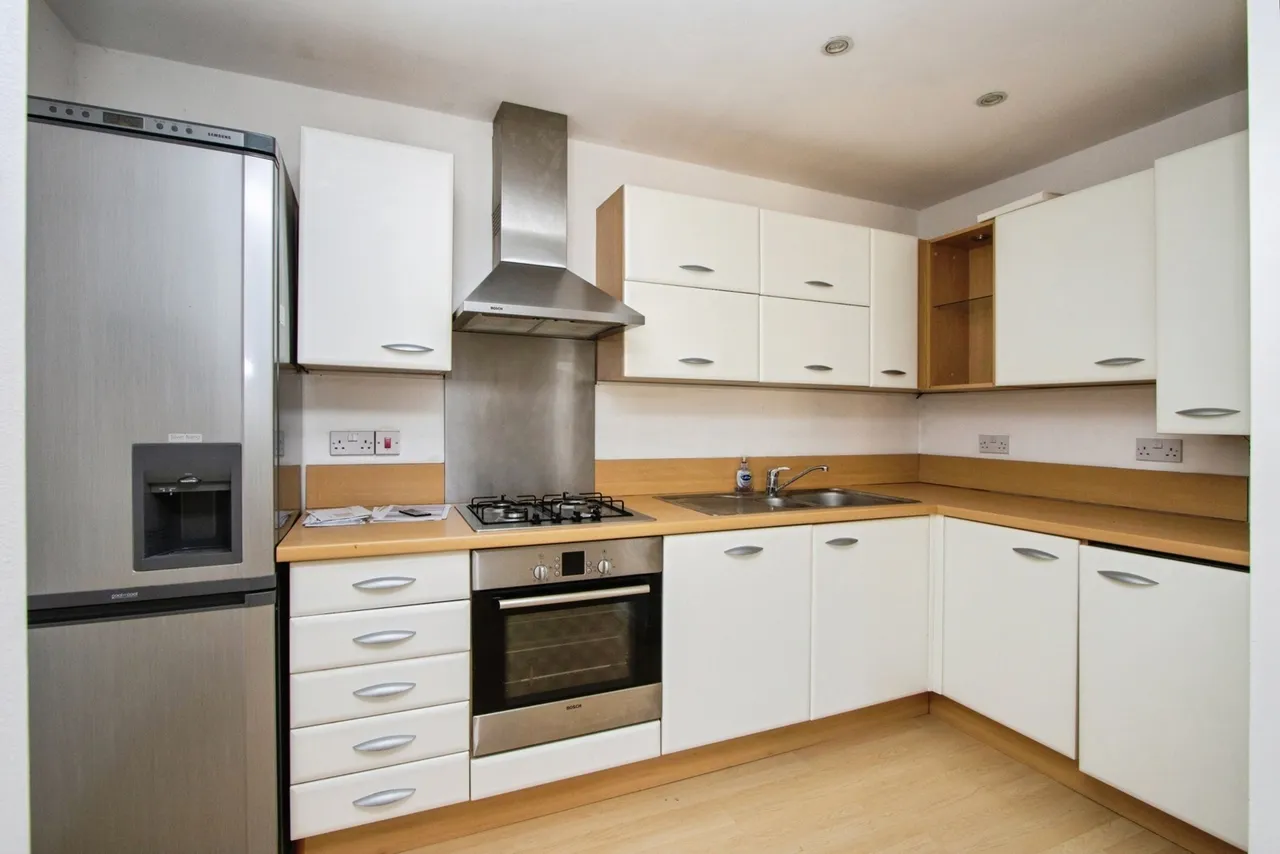 Tuke Grove, Wakefield, WF1, photo 2