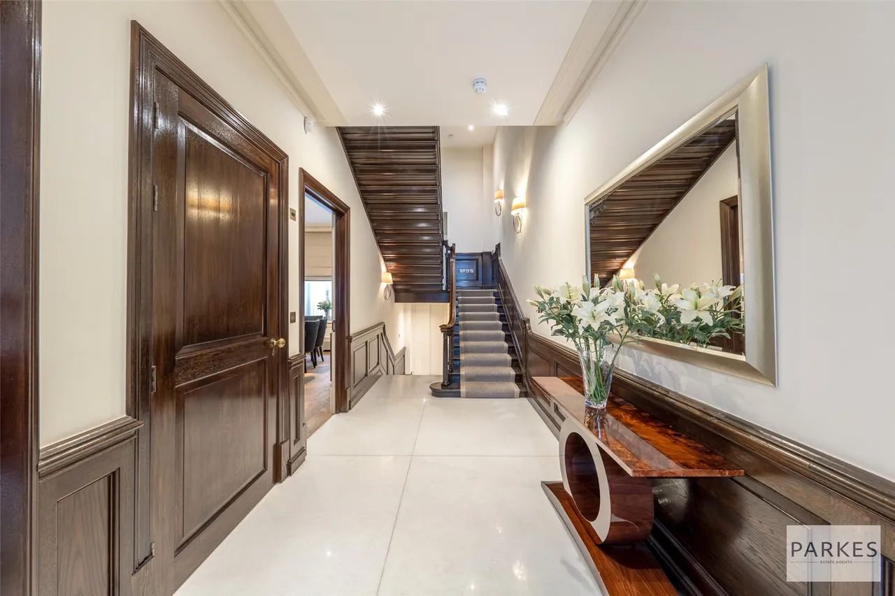 Hertford Street, London, W1J 7DP, photo 2